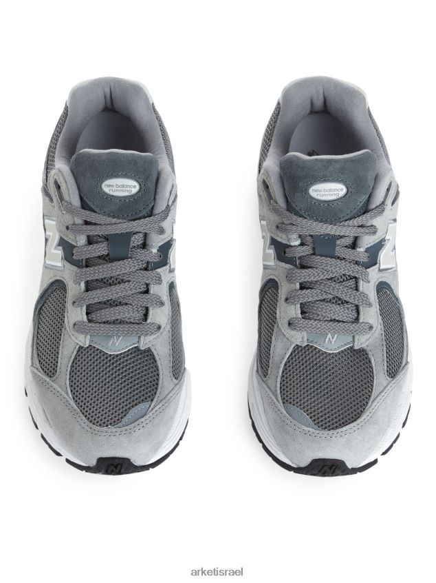 ARKET מאמני new balance 2002r אָפוֹר נָשִׁים 4TL8F669 הַנעָלָה